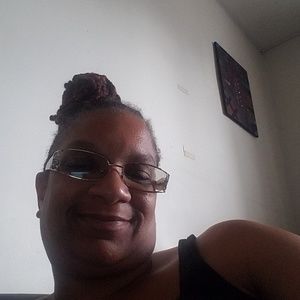 Meet your Posher, Tina